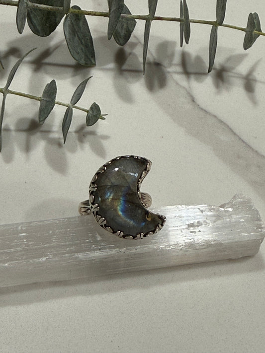 Labradorite crescent moon ring size 8
