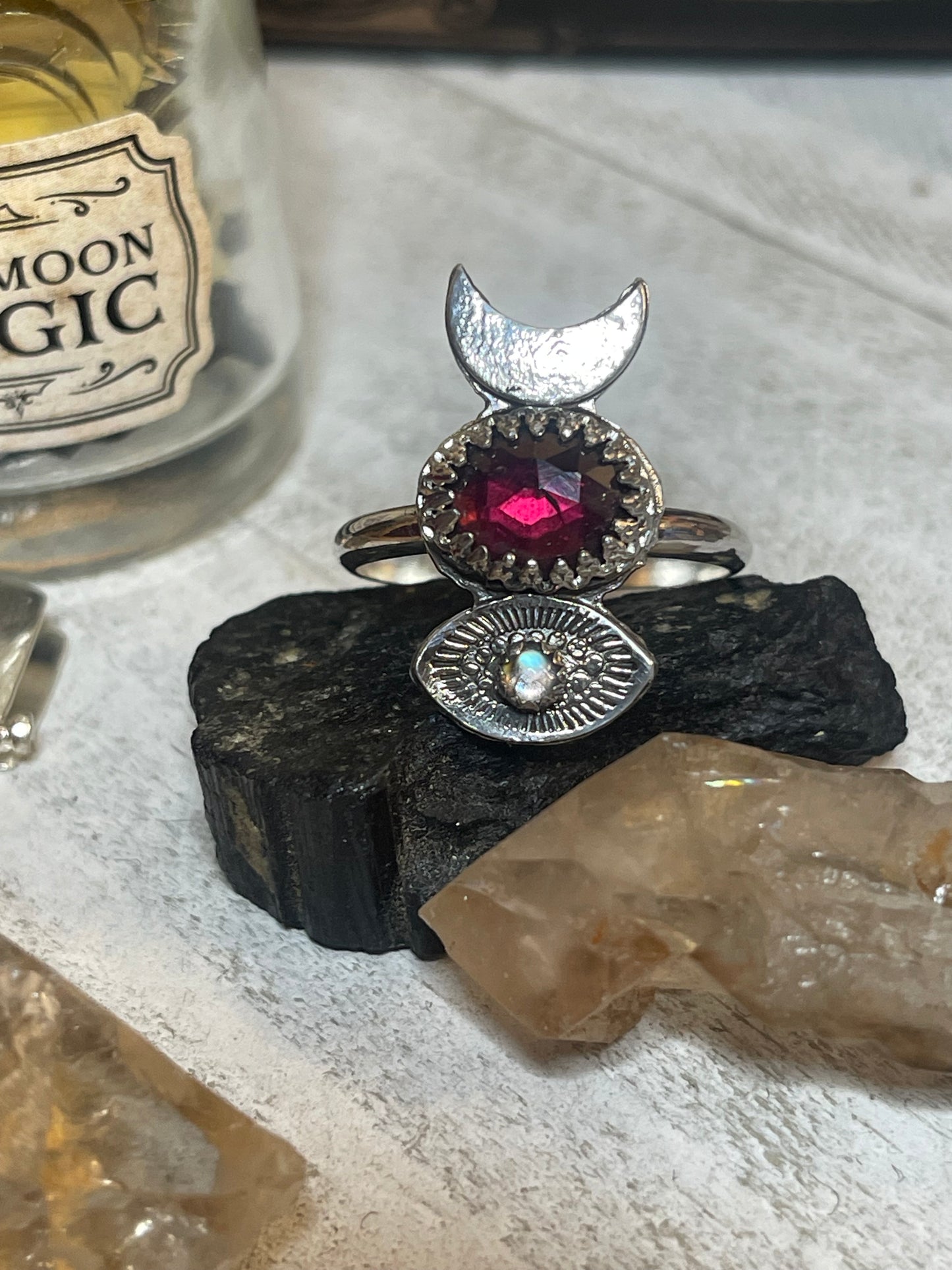 Garnet & Moonstone Ring size 10