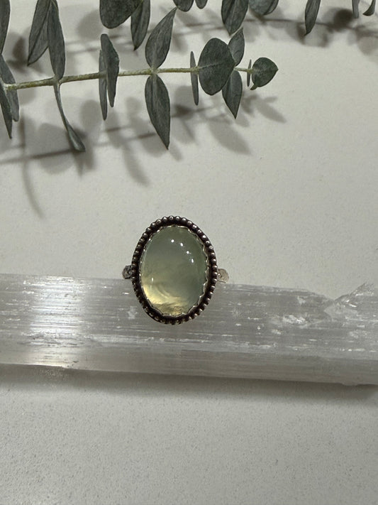Prehnite ring size 8