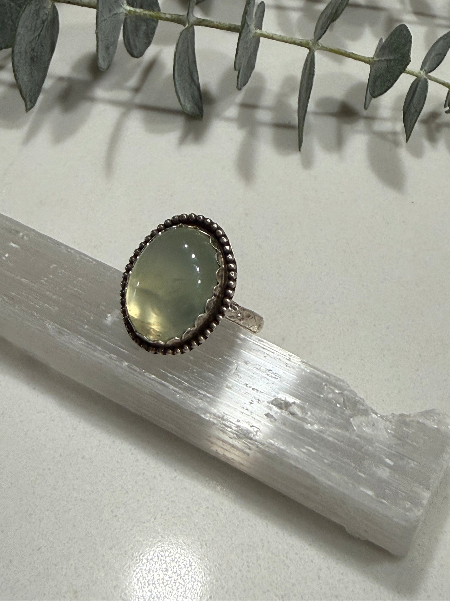 Prehnite ring size 8