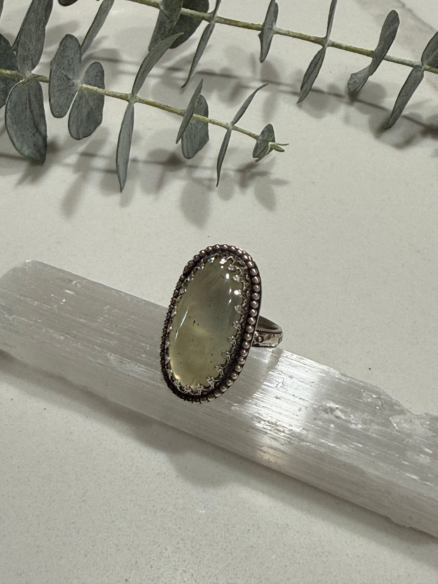 Prehnite ring size 5